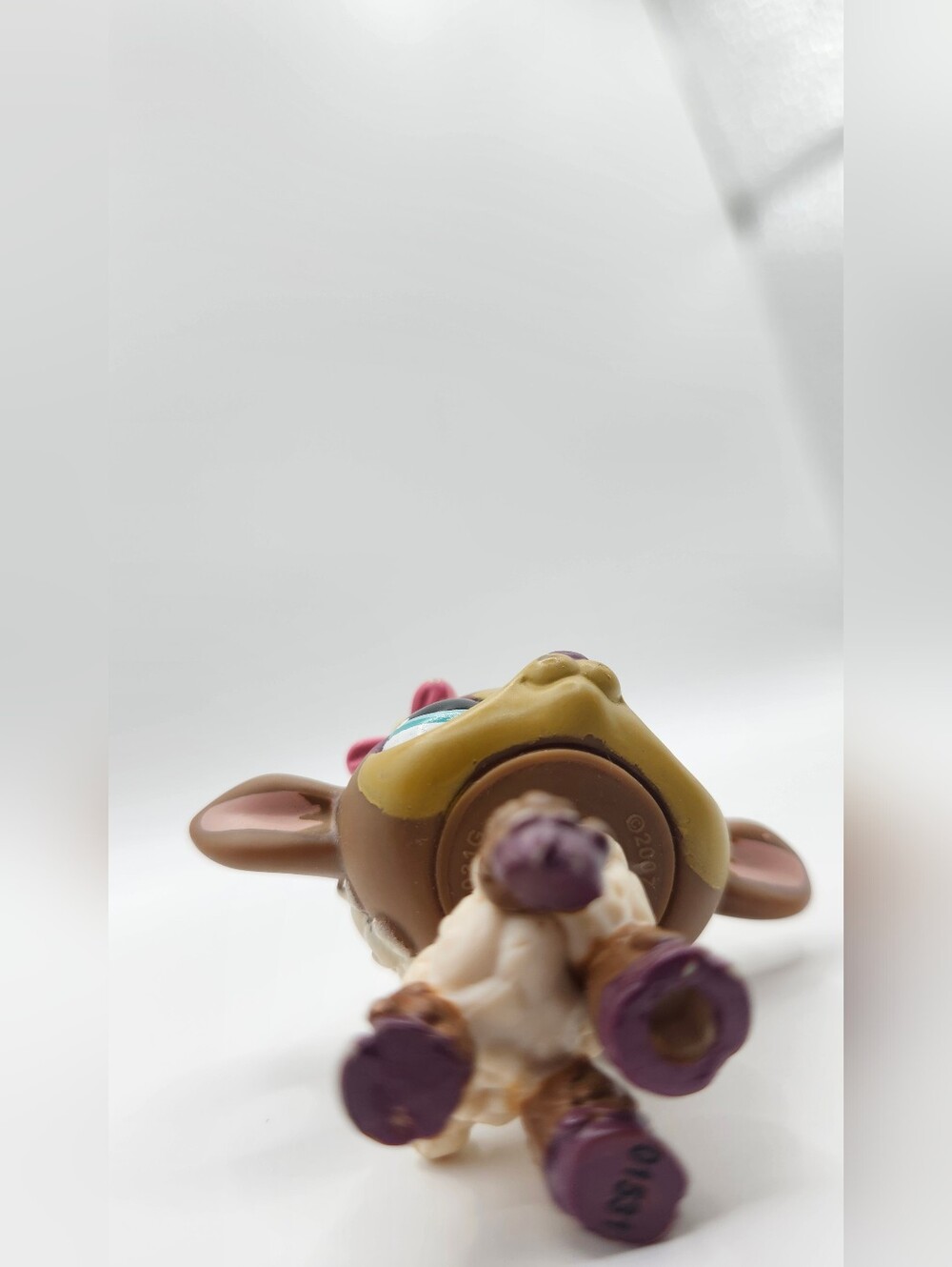 Authentic Hasbro Littlest Pet Shop LPS Brown Lamb #1697 with Pink Bow HTF - Picture 6 of 8